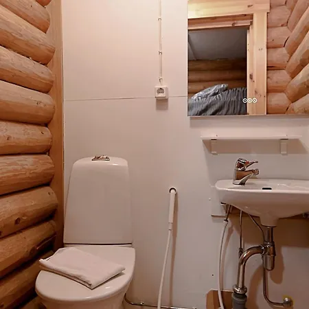 Apartment Classic Log Ski-in Ski-out Levi