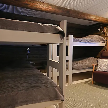 Classic Log Ski-in Ski-out Apartment