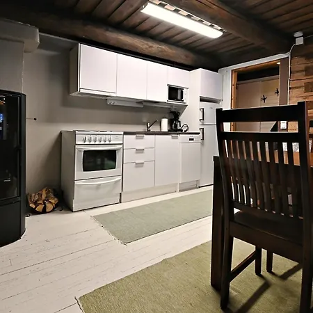Classic Log Ski-in Ski-out Apartman Levi